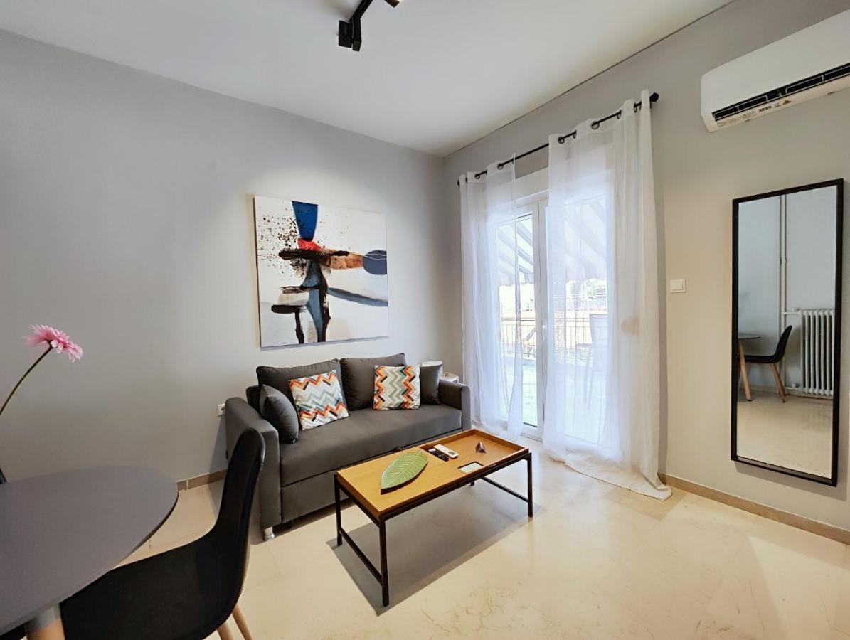 Zea Apartments Пирей Экстерьер фото